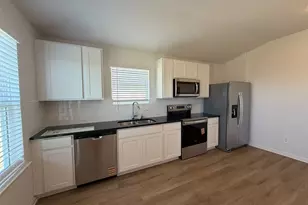 109 Honey Bee, Jarrell, TX 76537 - Photo 8