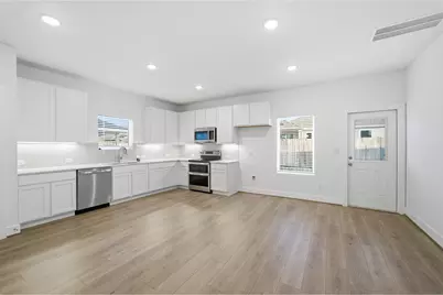 121 Cougar Hill Drive, Jarrell, TX 76537 - Photo 14