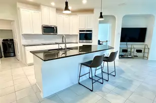 321 Sweet Autumn Dr, Georgetown, TX 78626 - Photo 2