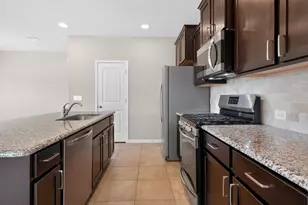 1919 Mexia Dr, Round Rock, TX 78664 - Photo 8