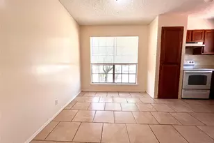 2802 Aftonshire Wy, Austin, TX 78748 - Photo 2