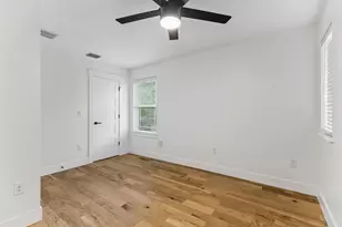 806 Philco Dr, Austin, TX 78745 - Photo 34