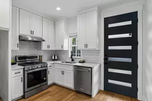 806 Philco Dr, Austin, TX 78745 - Photo 8