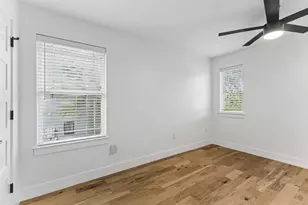 806 Philco Dr, Austin, TX 78745 - Photo 32