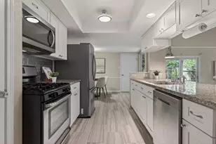 11600 Buckingham Rd, Austin, TX 78759 - Photo 14