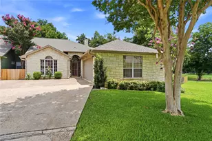 21 Augusta Dr, Marble Falls, TX 78654 - Photo 2