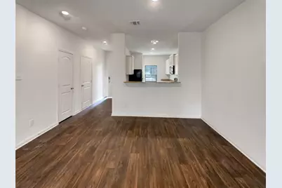 138 Niven Path #26E, Jarrell, TX 76537 - Photo 10