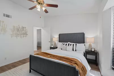 1601 Farodr #1102, Austin, TX 78741 - Photo 14