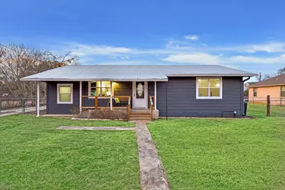 210 Fallwell Street, Liberty Hill, TX 78642 - Photo 4