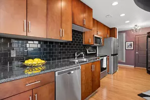 360 Nueces St, Austin, TX 78701 - Photo 10