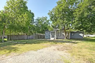 513 San Marcos Hwy, Luling, TX 78648 - Photo 4