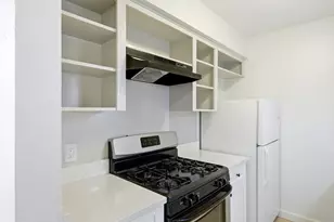 2319 Greenfield Pkwy, Austin, TX 78741 - Photo 8