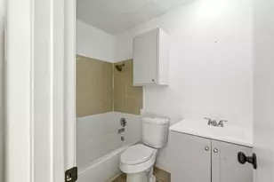 2319 Greenfield Pkwy, Austin, TX 78741 - Photo 12