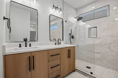 100 W Odell Street #2, Austin, TX 78752 - Photo 18