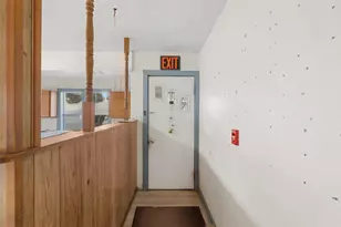 631 S Harris St, Giddings, TX 78942 - Photo 10