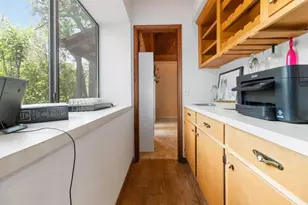 214 Laura Ln, Bastrop, TX 78602 - Photo 12