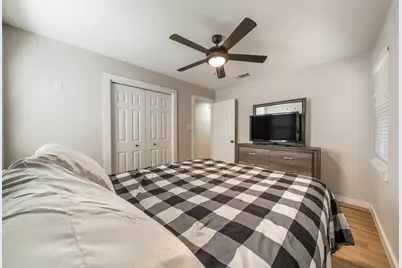 7003 Cherry Meadow Drive, Austin, TX 78745 - Photo 26