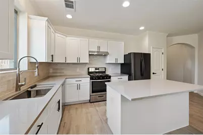 10936 Short Springs Drive, Austin, TX 78754 - Photo 6