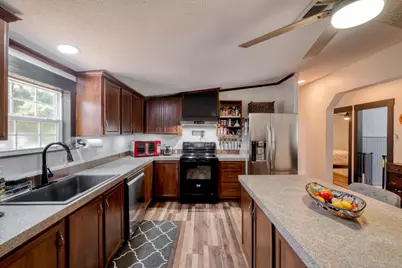 1922 E Sh 21, Paige, TX 78659 - Photo 8