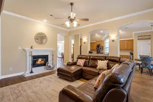 1041 Dyer Crossing Way, Round Rock, TX 78665 - Photo 8