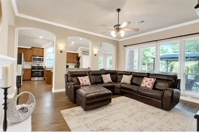 1041 Dyer Crossing Way, Round Rock, TX 78665 - Photo 6