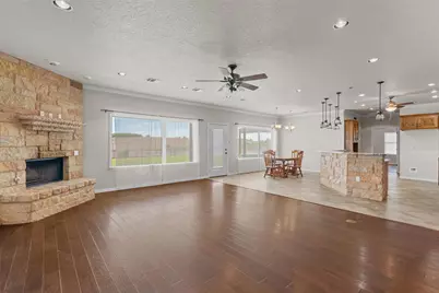 1167 County Road 427, Thrall, TX 76578 - Photo 10