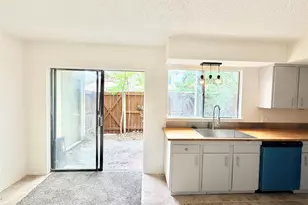 9623 Covey Ridge Ln, Austin, TX 78758 - Photo 12