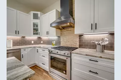 3907 Bailey Lane, Austin, TX 78756 - Photo 16