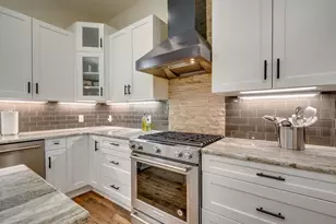 3907 Bailey Lane, Austin, TX 78756 - Photo 16