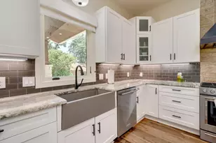 3907 Bailey Lane, Austin, TX 78756 - Photo 18