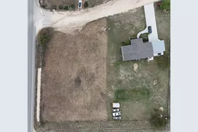 102 Crestview Drive, Liberty Hill, TX 78642 - Photo 2