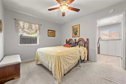 2712 Thrushwood Drive, Austin, TX 78757 - Photo 32