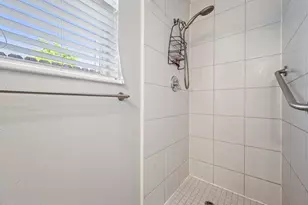 2712 Thrushwood Dr, Austin, TX 78757 - Photo 30