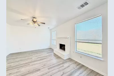 605 Stansted Manor Drive, Pflugerville, TX 78660 - Photo 8