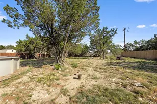 6005 La Mesa St, Lago Vista, TX 78645 - Photo 32