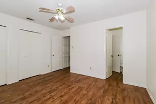 323 W William Cannon Dr, Austin, TX 78745 - Photo 16