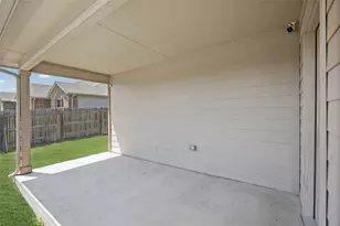 111 Hess Dr, Kyle, TX 78640 - Photo 24