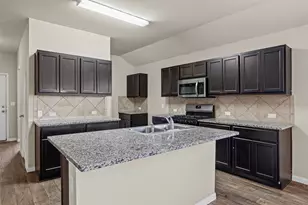 111 Hess Dr, Kyle, TX 78640 - Photo 6