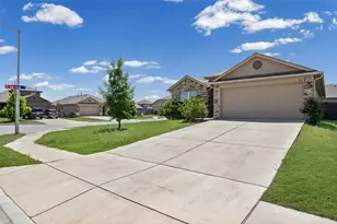 111 Hess Dr, Kyle, TX 78640 - Photo 2