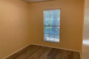 5700 Limerock Hollow, Austin, TX 78744 - Photo 14