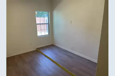 5700 Limerock Hollow, Austin, TX 78744 - Photo 18