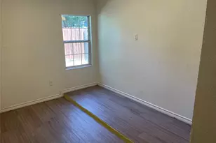 5700 Limerock Hollow, Austin, TX 78744 - Photo 18