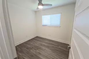 6103 Calmar Cove, Austin, TX 78721 - Photo 12
