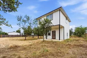 140 Lobo Ln, Cedar Creek, TX 78612 - Photo 1