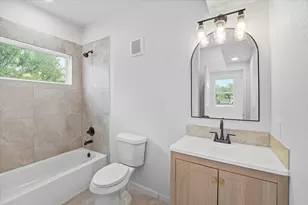 140 Lobo Ln, Cedar Creek, TX 78612 - Photo 8