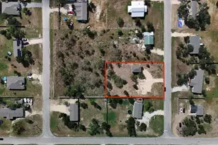 140 Lobo Ln, Cedar Creek, TX 78612 - Photo 14