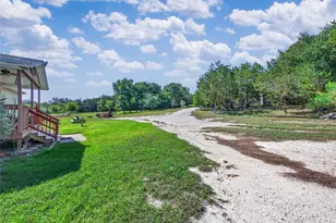 268 County Rd 4128, Lampasas, TX 76550 - Photo 30