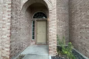 231 Kerley Dr, Hutto, TX 78634 - Photo 2