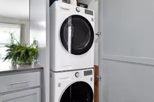 1809 W 10th St, Austin, TX 78703 - Photo 12