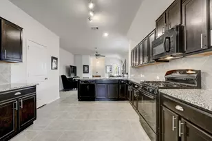 10808 Dimitrios Dr, Austin, TX 78747 - Photo 10